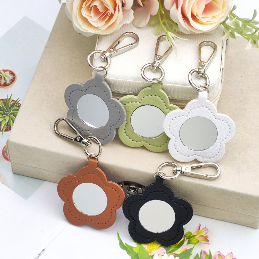 Flower Petal Shaped Mirror Bag - Car Accessories Mirror Hanging reseña y precio
