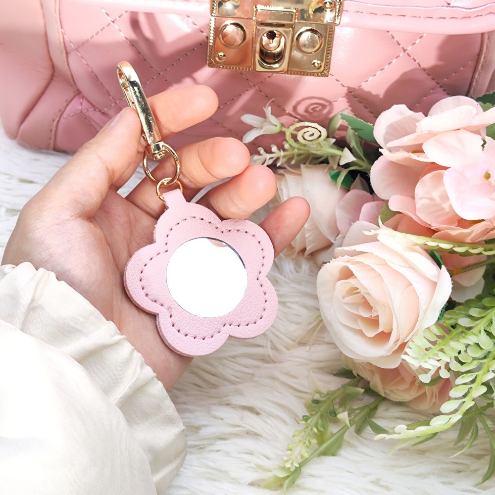 Flower Petal Shaped Mirror Bag - Car Accessories Mirror Hanging reseña y precio